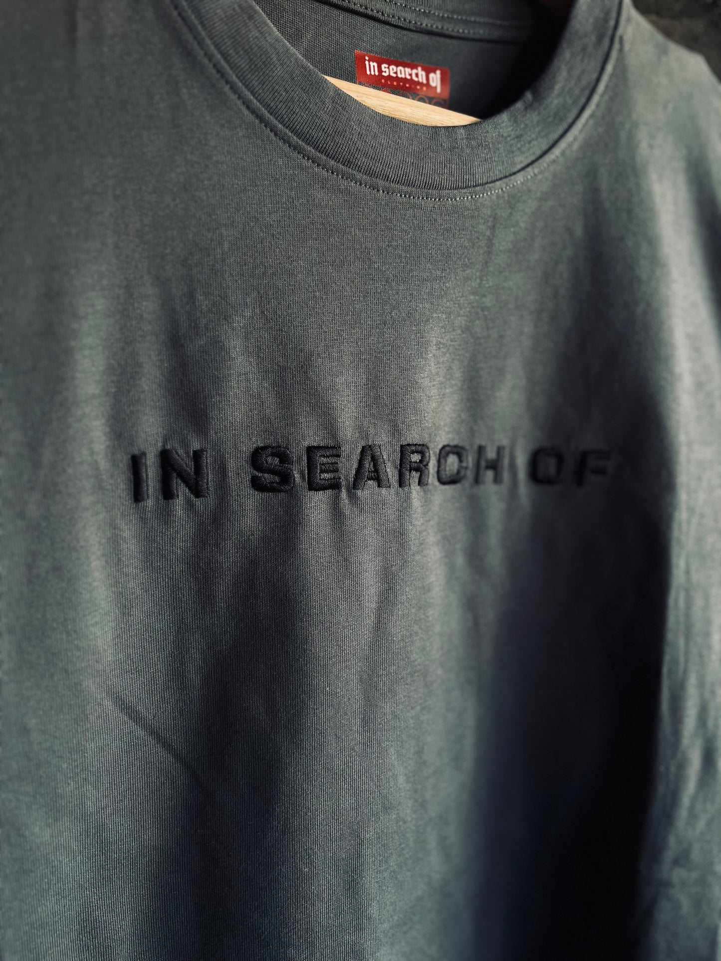 ORIGIN TEE – COMMIT TO BECOMING