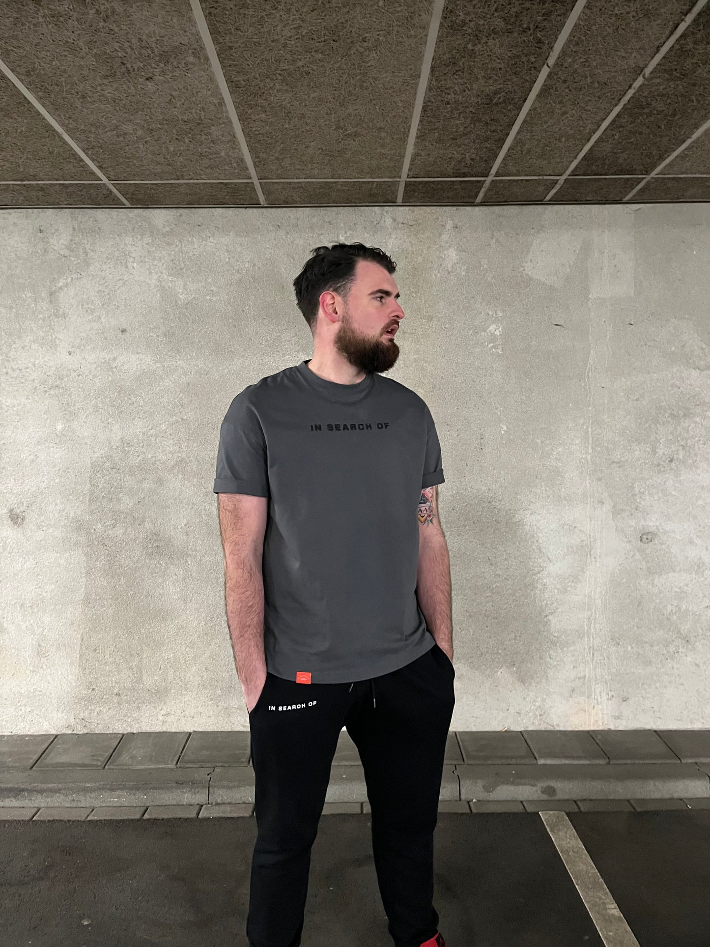 ORIGIN TEE – COMMIT TO BECOMING