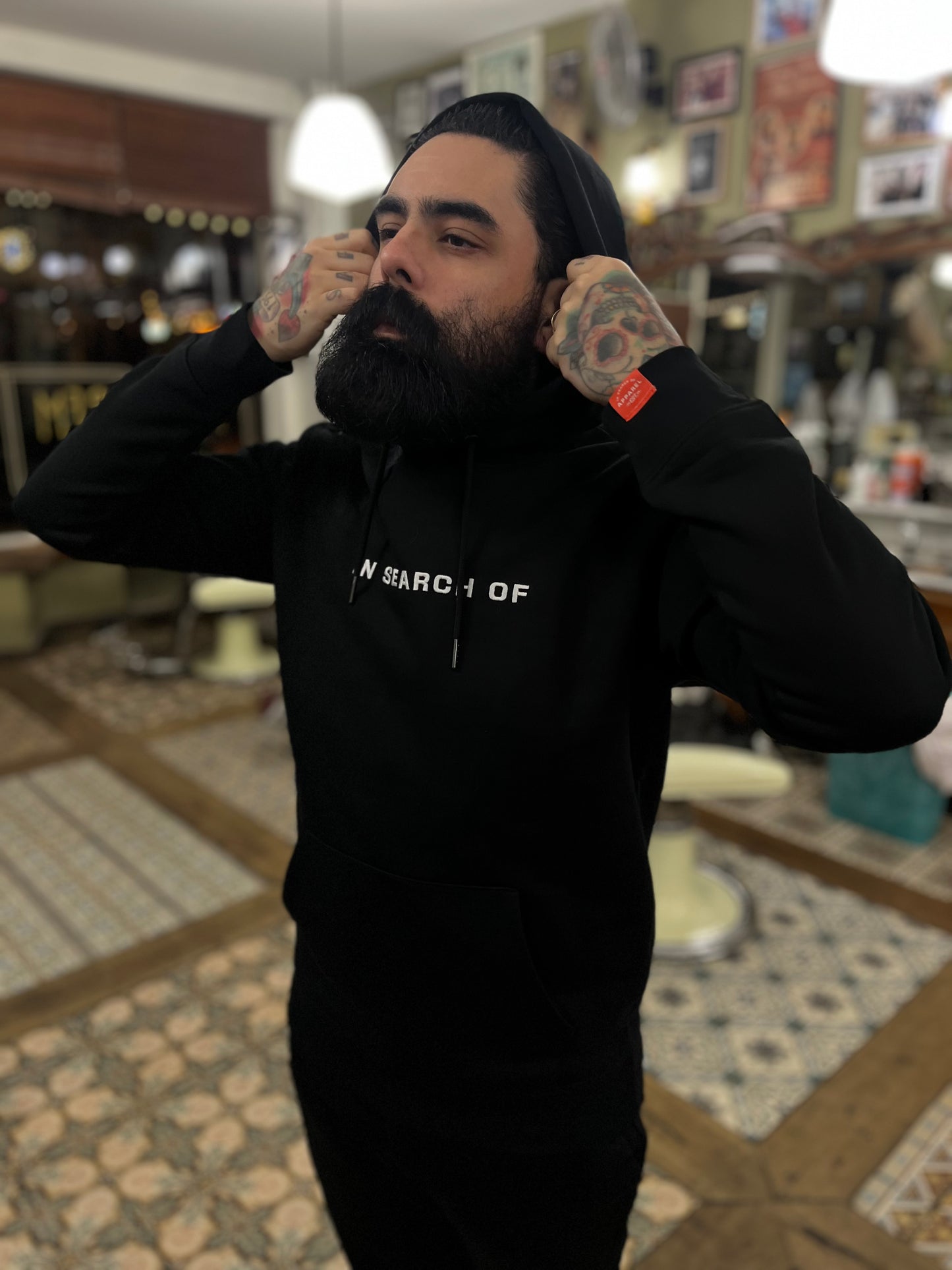 IN SEARCH OF HOODIE – SUSTAINABLE COMFORT, TIMELESS STYLE