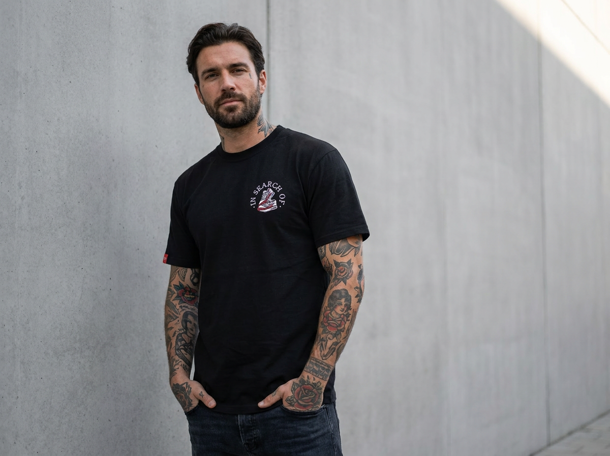 AM1 T-Shirt